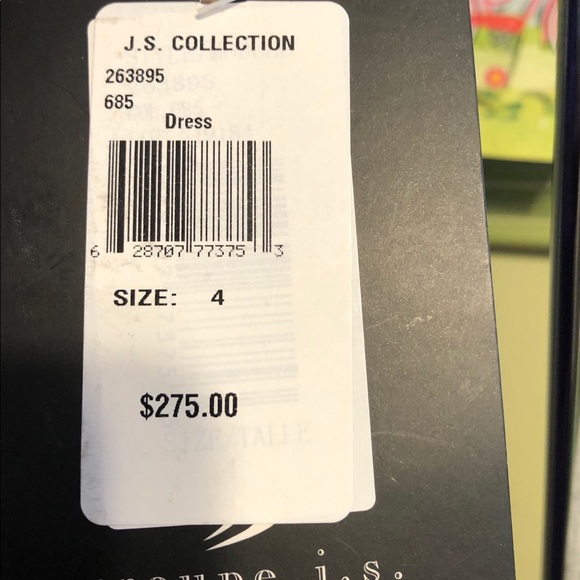 Evening dress - Picture 7 of 8